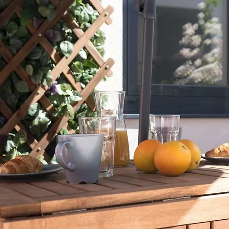 Lovelystay - A Little Slice Of Heaven In *